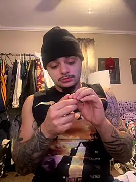 papiVilla23 live sex cam