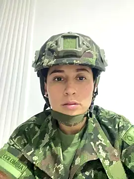 Miia_Hoot's cam snapshot