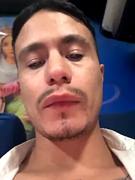 DominickVegas live sex cam