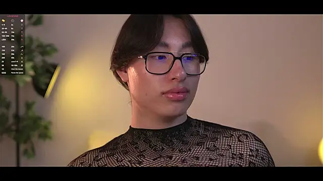 SrLuis18 live sex cam