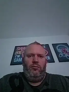 ShyBoy1982's cam snapshot