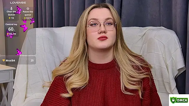 Nancy_Mooree's cam snapshot