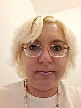 VikaKing's cam snapshot