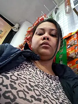 Alessandraa-'s cam snapshot