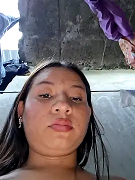 hot-mom22's cam snapshot