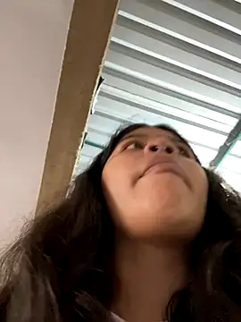 moncerrat_luna live sex cam