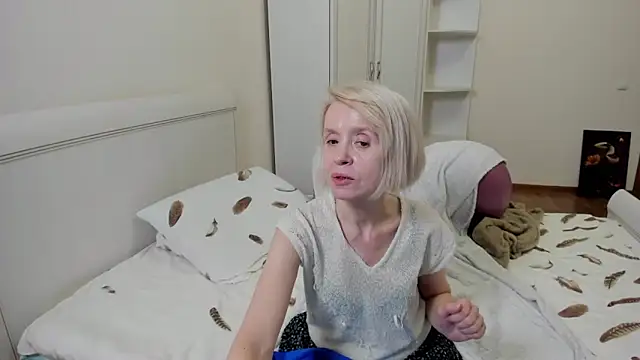 aminalive's cam snapshot