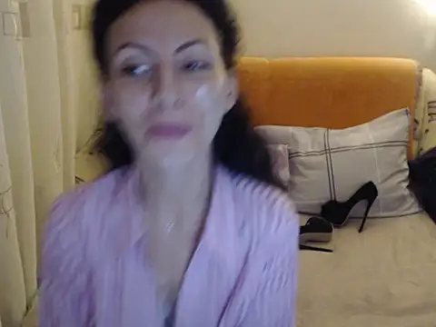 Emmatoo's cam snapshot