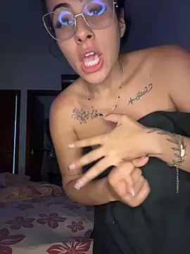 Agatha_lindinha live sex cam