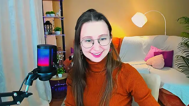 YourLovellyStory's cam snapshot