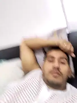 Andyy_Carterr's cam snapshot