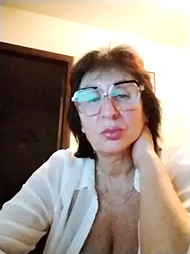 AlbinaXPretty's cam snapshot