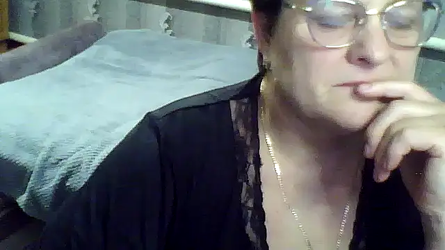 ElzaJewel's cam snapshot