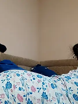 Zulfiya_Bruce's cam snapshot