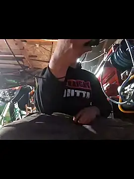 twistafatpipe's cam snapshot