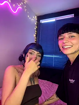 mavimist__'s cam snapshot