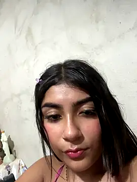 Sweed-virgin-pussy live sex cam