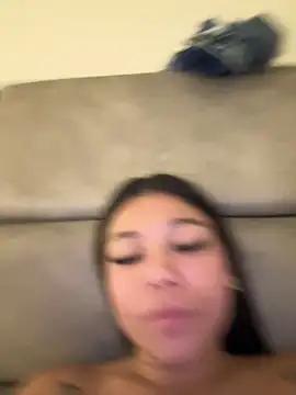 Alyshanon18 live sex cam