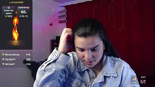 Nika_1_'s cam snapshot