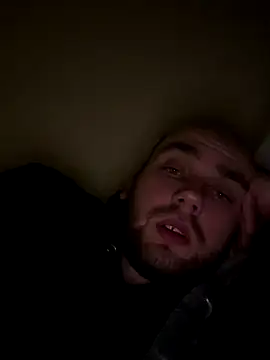 LuckyGirlfriends's cam snapshot