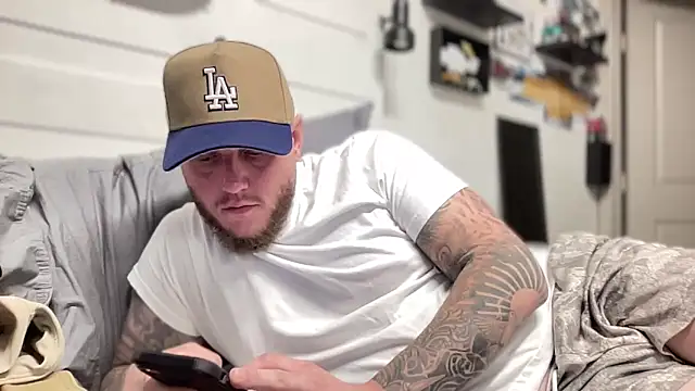 Thegreatwhitepipe's cam snapshot