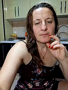 Sweet-milf-'s cam snapshot