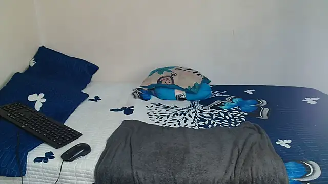 SinfullyForbiddeno7's cam snapshot