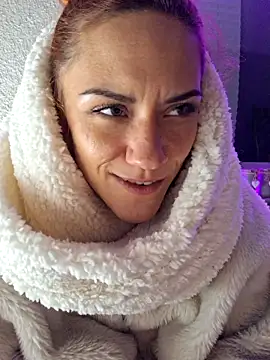 SlimBellaa's cam snapshot