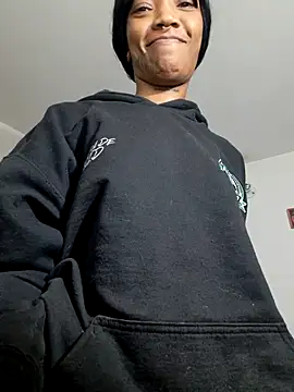 --Kenia's cam snapshot