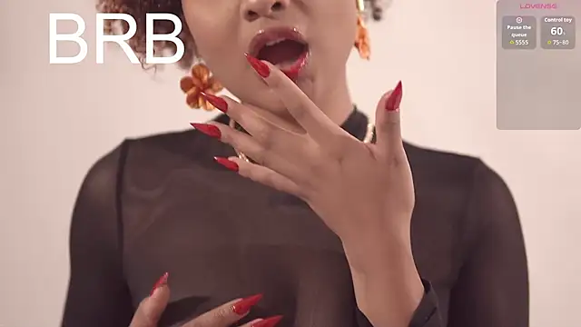 _CurlyGirl_'s cam snapshot