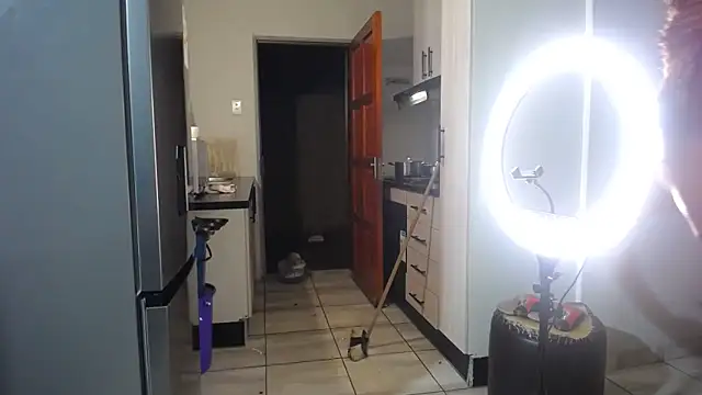 SluttyKayy's cam snapshot