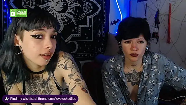 lovelockedlips's cam snapshot