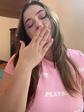 Kamilla_Loop live sex cam