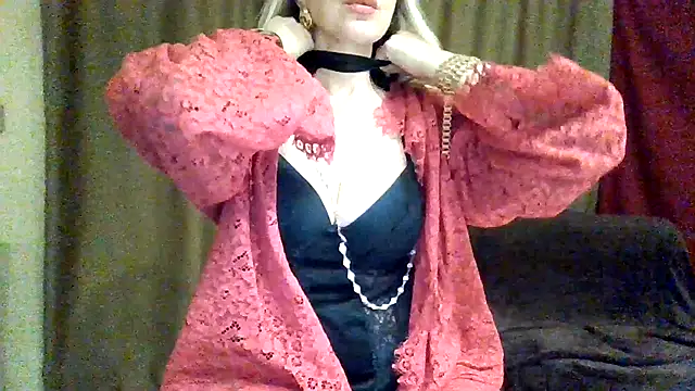 L1ona_Luxe's cam snapshot