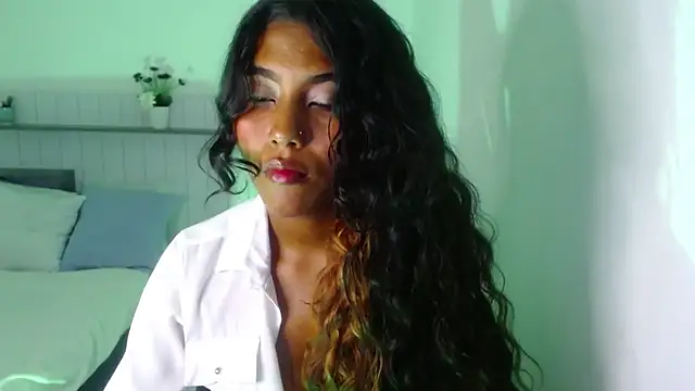 Bia_LuxBia_Lux's cam snapshot