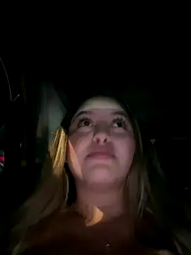 lunablossom_ live sex cam