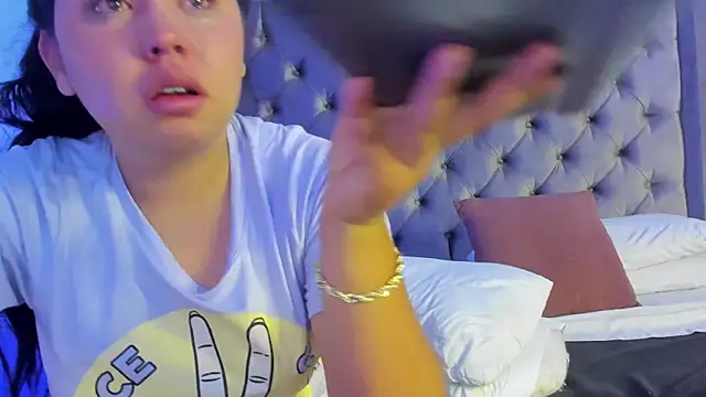 NikkiBotero's cam snapshot