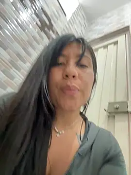 kim_monti live sex cam