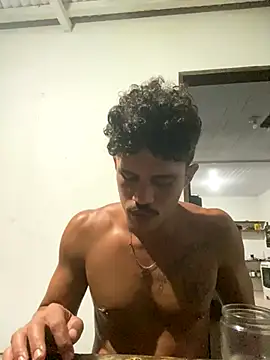 trustes00tribox's cam snapshot