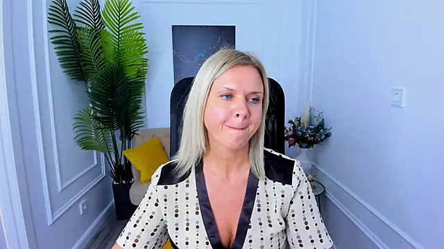 AgathaKlouin's cam snapshot