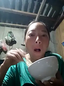 oanh-oanhbay's cam snapshot