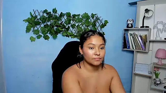 ariel_milk's cam snapshot