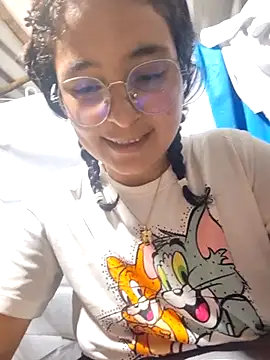 Lily-o's cam snapshot