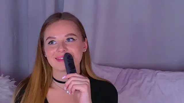 BeatriceEsmont's cam snapshot