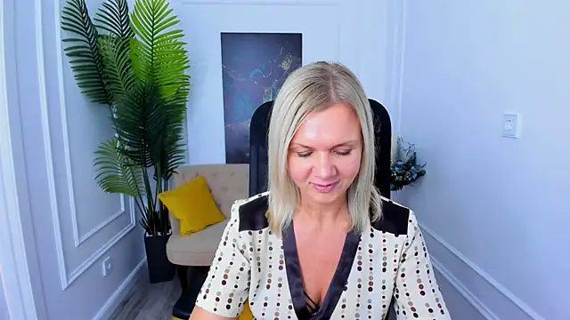 AgathaKlouin's web cam