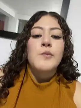 Amber_rose_outdoors live sex cam