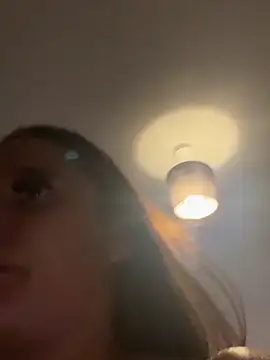 LollyLove_'s cam snapshot