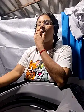 Lily-o's cam snapshot