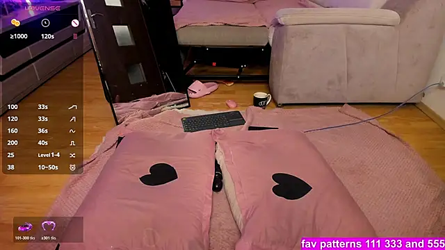 GabrielaLove_'s cam snapshot