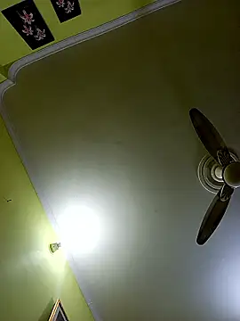 Haniya-143's cam snapshot